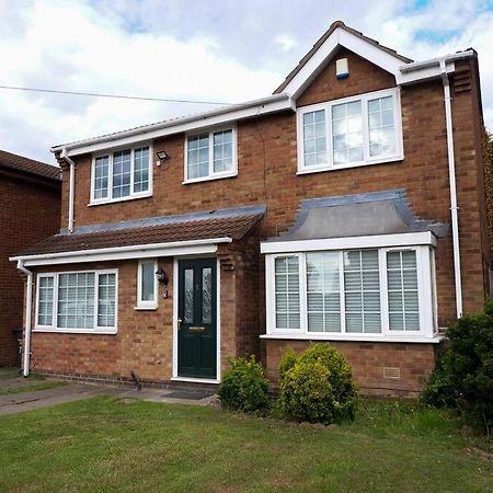 Cosy Four Bed Property With En-Suite Near To Nec Birmingham Airport And The City エクステリア 写真